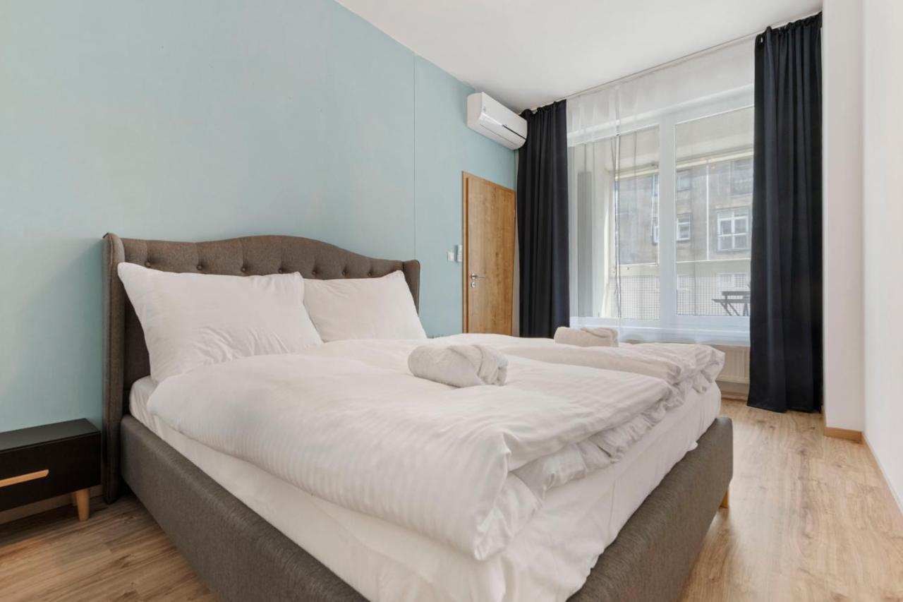 Appartement Lam Mint - Ac - Balcony à Bratislava Extérieur photo