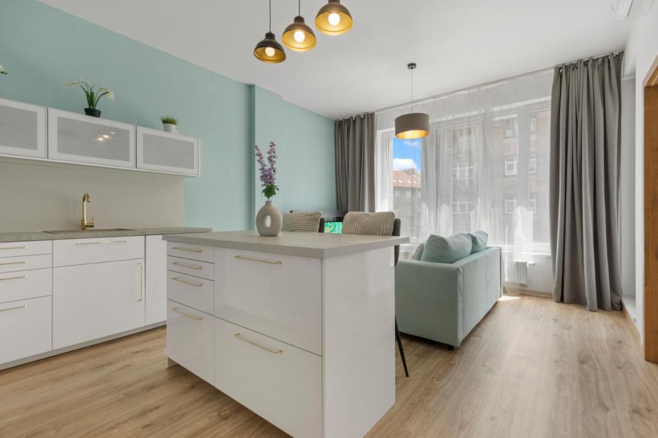 Appartement Lam Mint - Ac - Balcony à Bratislava Extérieur photo